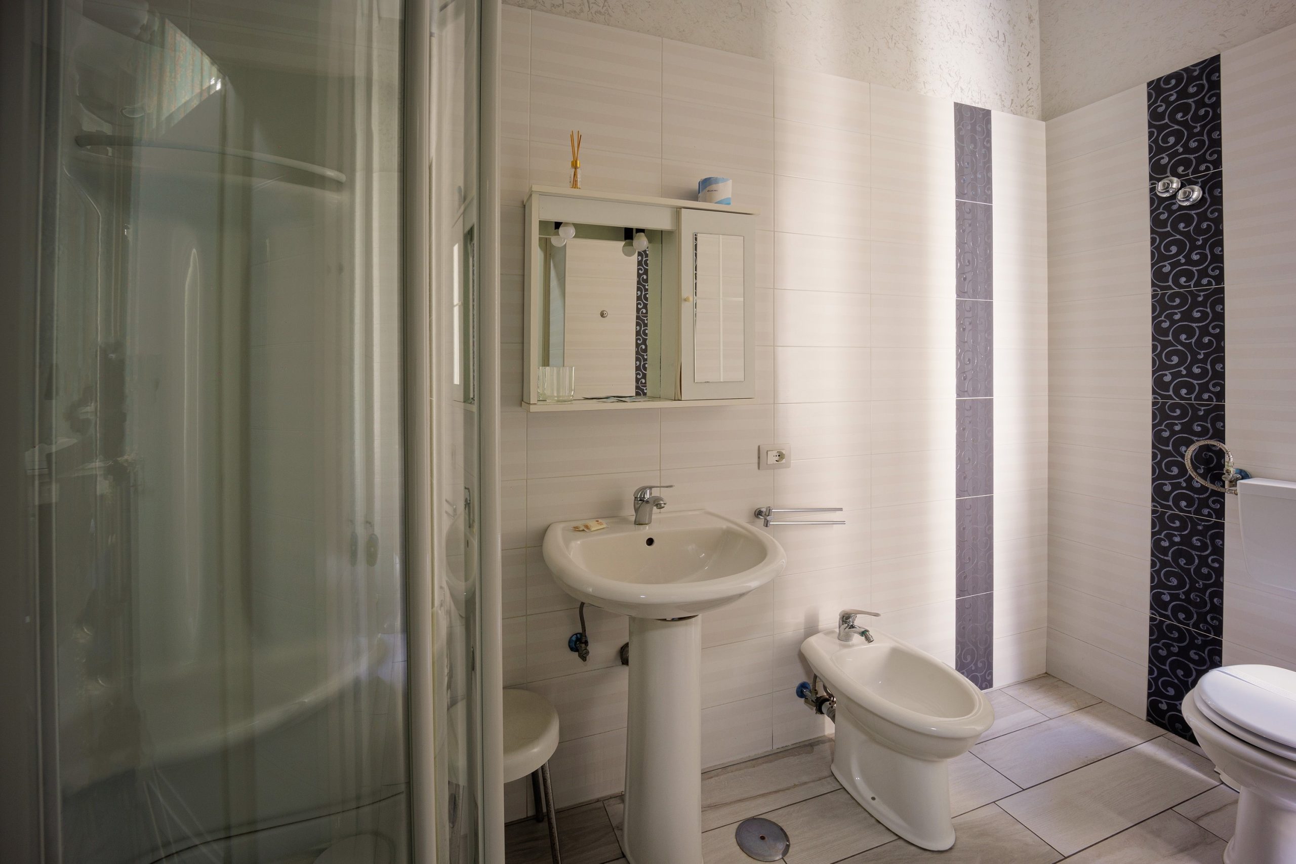 HOTEL NEW SAYONARA | Hotel Stazione Centrale di Napoli | camere | colazione | dayhouse | hotel | piazza garibaldi Hotel Napoli Centrale | Albergo Napoli Stazione Centrale | Hotel vicino Stazione Napoli Centrale | Miglior Hotel Napoli Centrale |
Prenotazione Hotel Napoli Stazione | Camere Hotel Napoli Stazione | Offerte Hotel Napoli Centrale | Hotel Economici Napoli Stazione | Hotel 4 Stelle Napoli Centrale |
Recensioni Hotel Napoli Stazione | Pizza