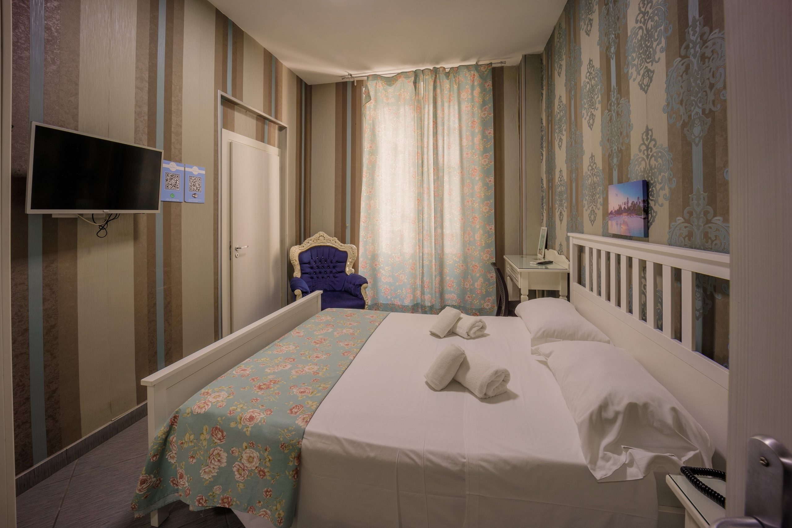 HOTEL NEW SAYONARA | Hotel Stazione Centrale di Napoli | camere | colazione | dayhouse | hotel | piazza garibaldi Hotel Napoli Centrale | Albergo Napoli Stazione Centrale | Hotel vicino Stazione Napoli Centrale | Miglior Hotel Napoli Centrale |
Prenotazione Hotel Napoli Stazione | Camere Hotel Napoli Stazione | Offerte Hotel Napoli Centrale | Hotel Economici Napoli Stazione | Hotel 4 Stelle Napoli Centrale |
Recensioni Hotel Napoli Stazione | Pizza