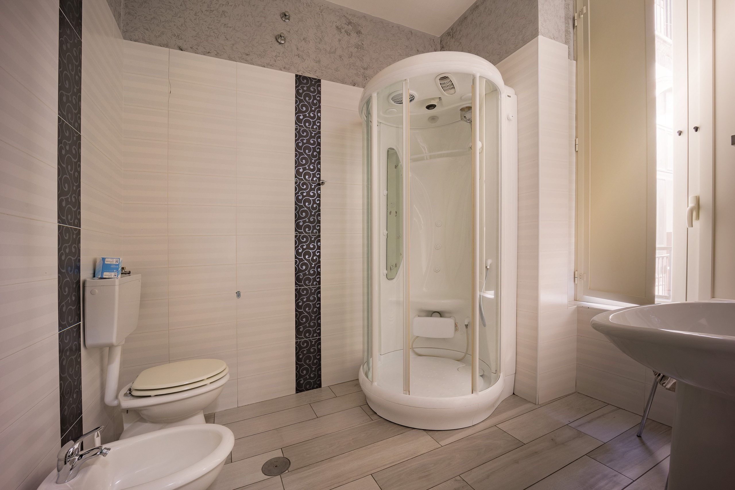 HOTEL NEW SAYONARA | Hotel Stazione Centrale di Napoli | camere | colazione | dayhouse | hotel | piazza garibaldi Hotel Napoli Centrale | Albergo Napoli Stazione Centrale | Hotel vicino Stazione Napoli Centrale | Miglior Hotel Napoli Centrale |
Prenotazione Hotel Napoli Stazione | Camere Hotel Napoli Stazione | Offerte Hotel Napoli Centrale | Hotel Economici Napoli Stazione | Hotel 4 Stelle Napoli Centrale |
Recensioni Hotel Napoli Stazione | Pizza